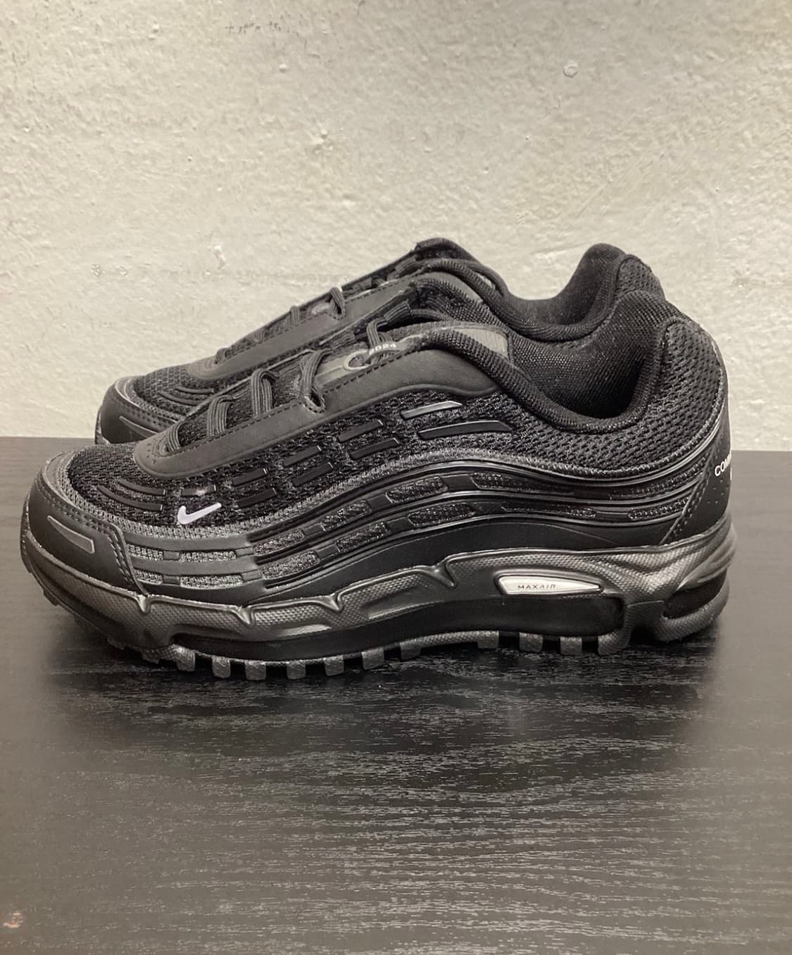 [235사이즈나이키 x 꼼데가르송 옴므 플러스 에어맥스 TL 2.5 블랙 상품이미지1