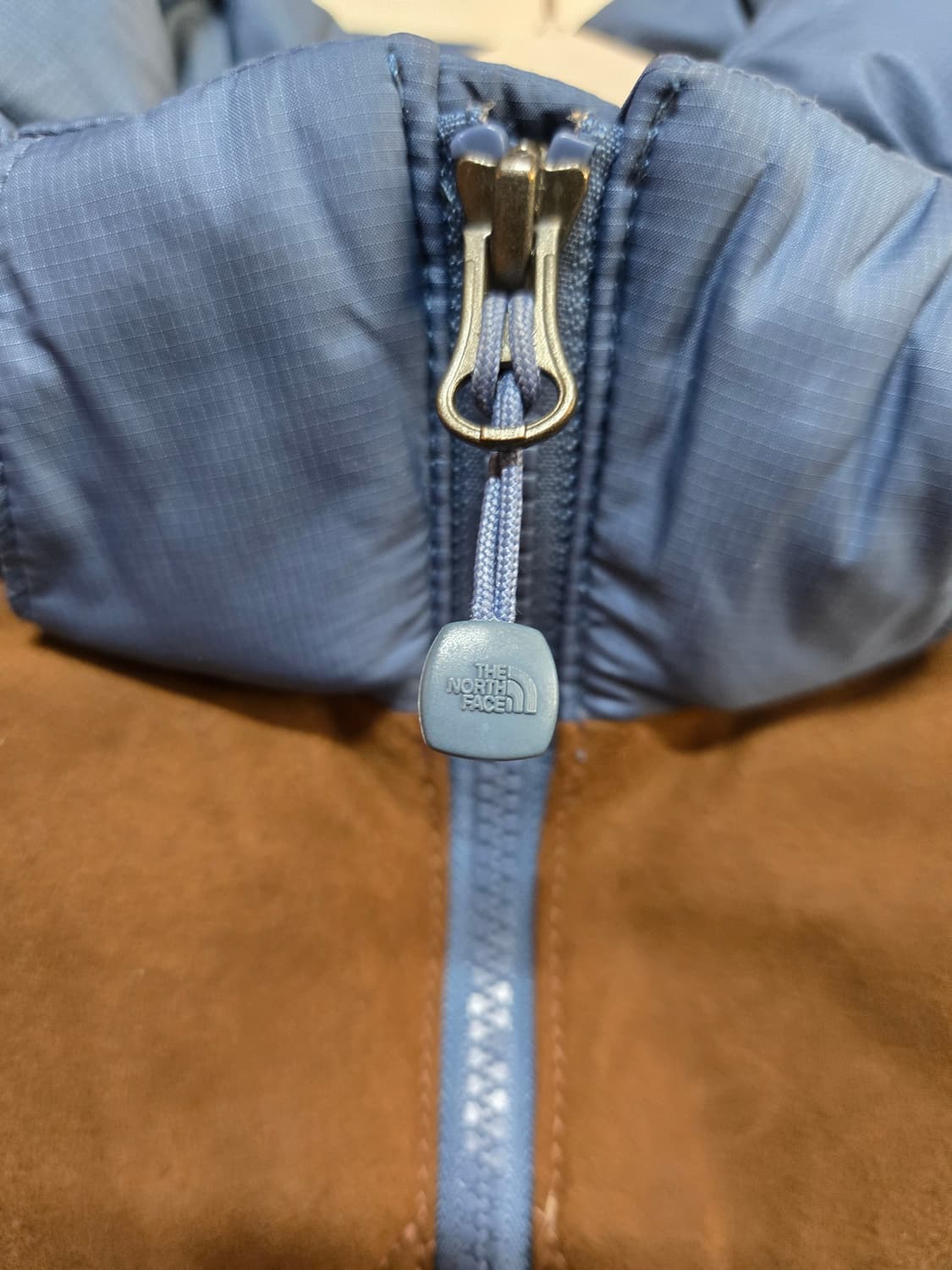 노스페이스 화이트라벨 700 구스다운 패딩 상품이미지4