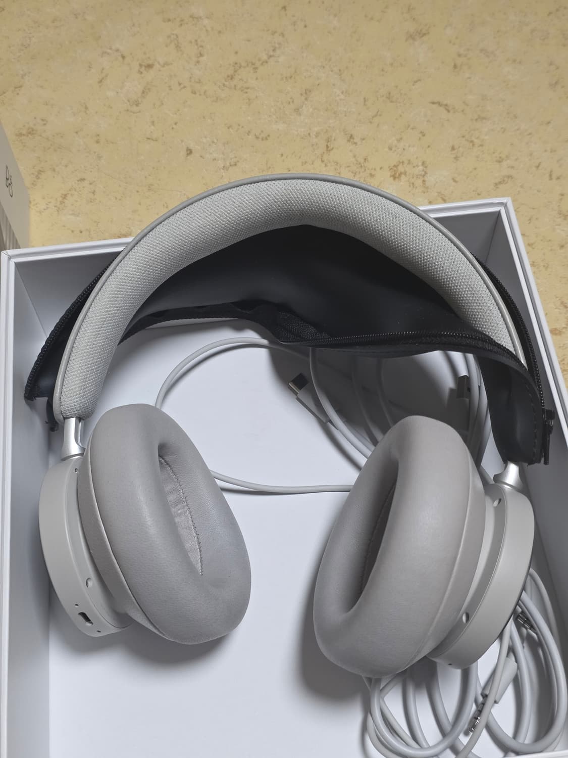 뱅앤올룹슨 portal 상품이미지2