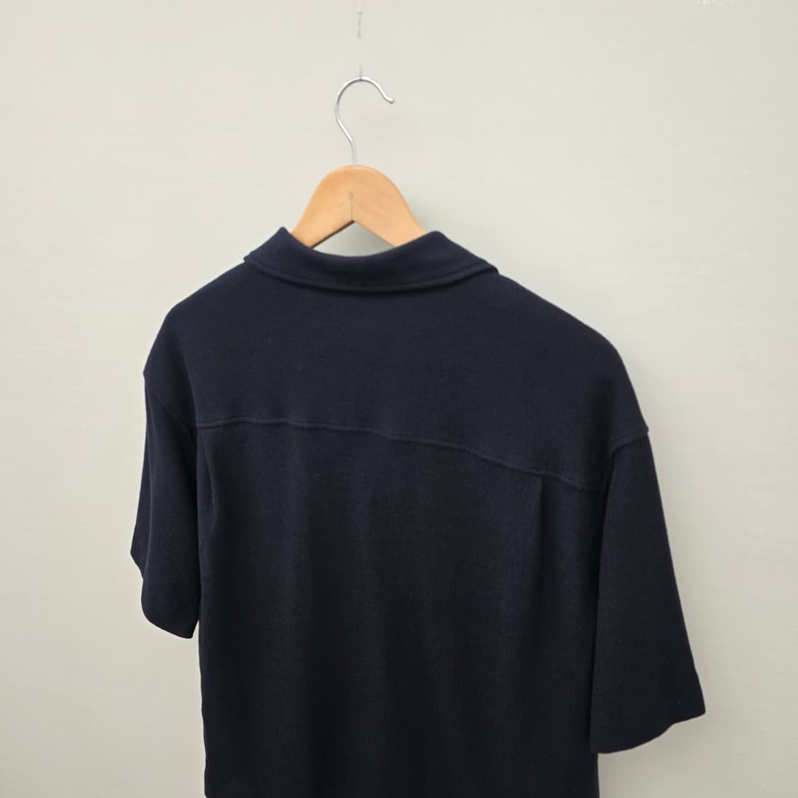 COS 코스 릴렉스드 핏 와플 니트 오픈 칼라 셔츠 - 네이비 상품이미지7