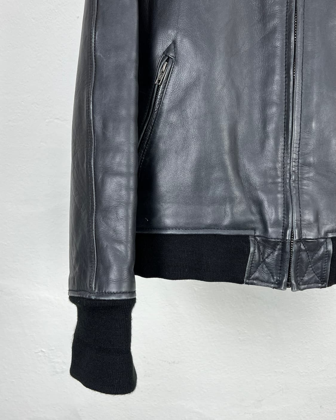 링고레더 블랙 기믹 지퍼 리얼 레더 바시티 자켓 상품이미지4