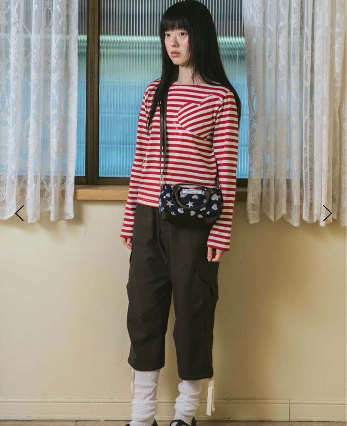 더뮤지엄비지터 하트 스트라이프 롱 티셔츠 롱슬리브 상품이미지1