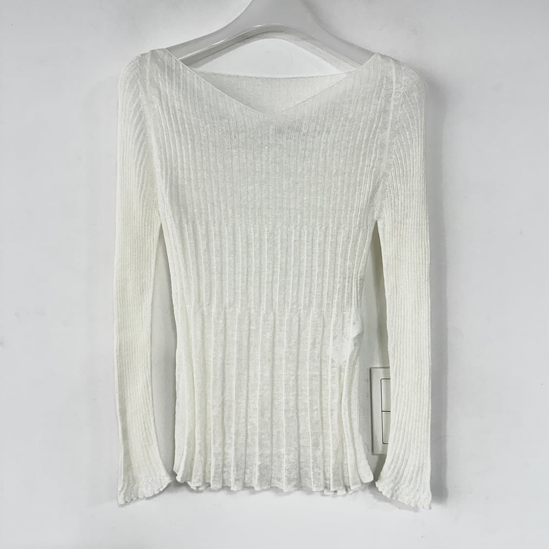 엔리카 enrica 시어 니트 탑 상품이미지1