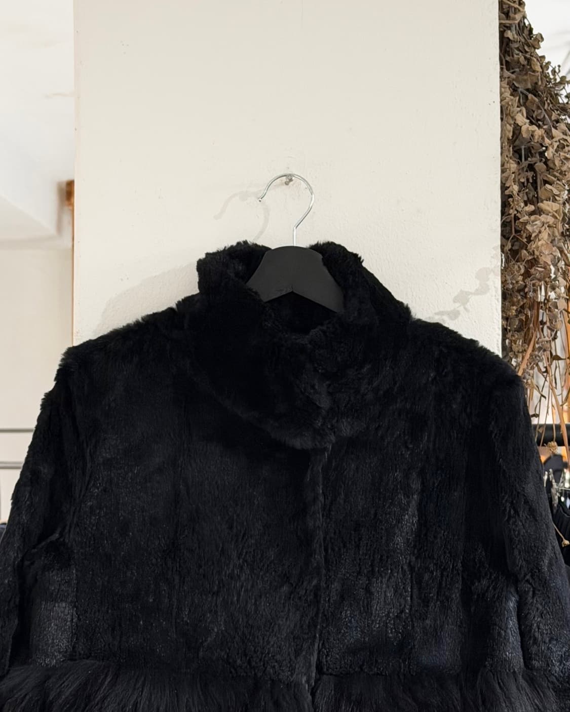 막스마라 스튜디오 블랙 래빗 라쿤 모피 자켓 상품이미지4