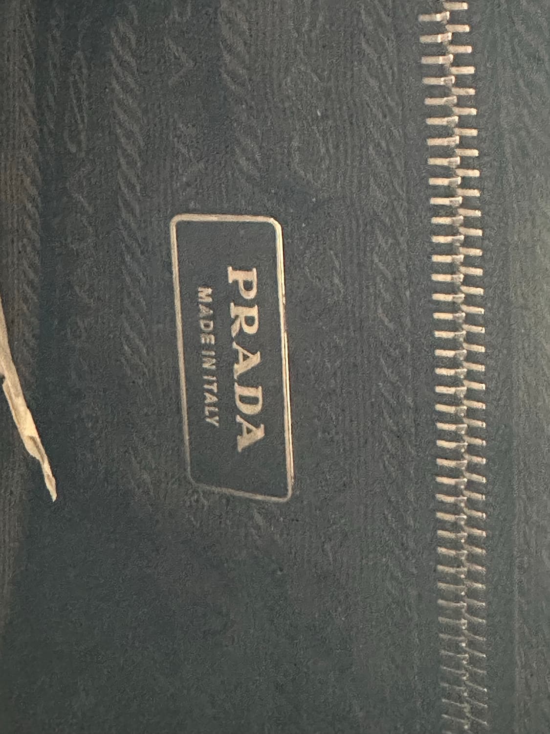 PRADA 스웨이드 브라운 숄더백 상품이미지7