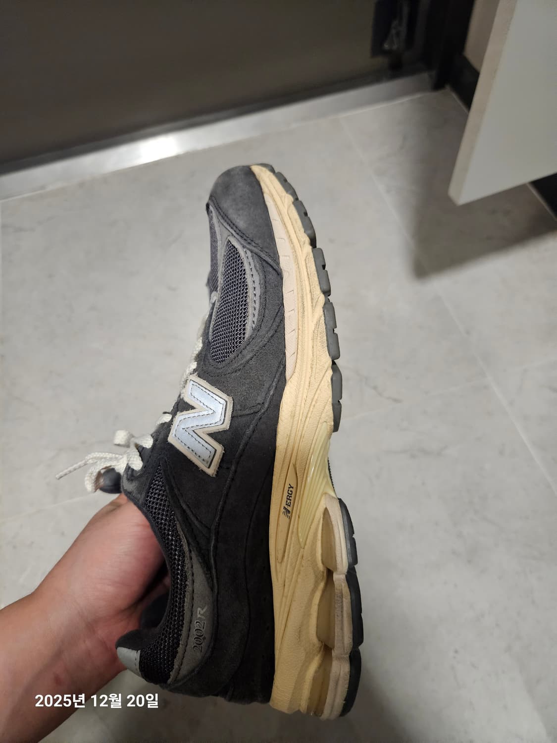 뉴발란스2002R 운동화 255 상품이미지6