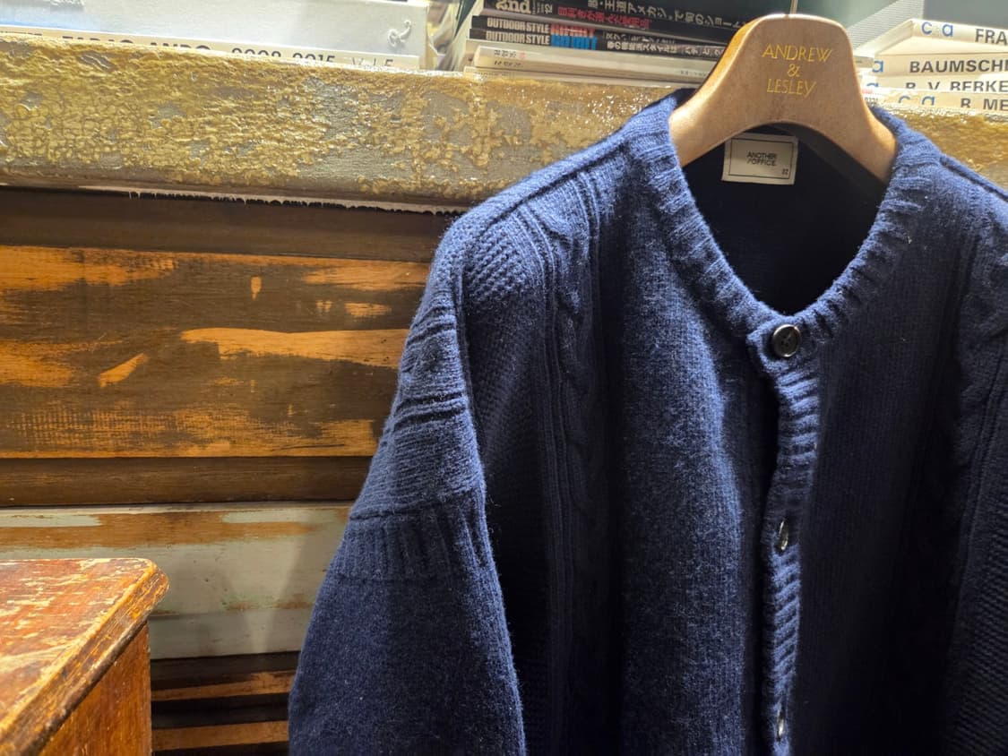 어나더오피스 니트 상품이미지2