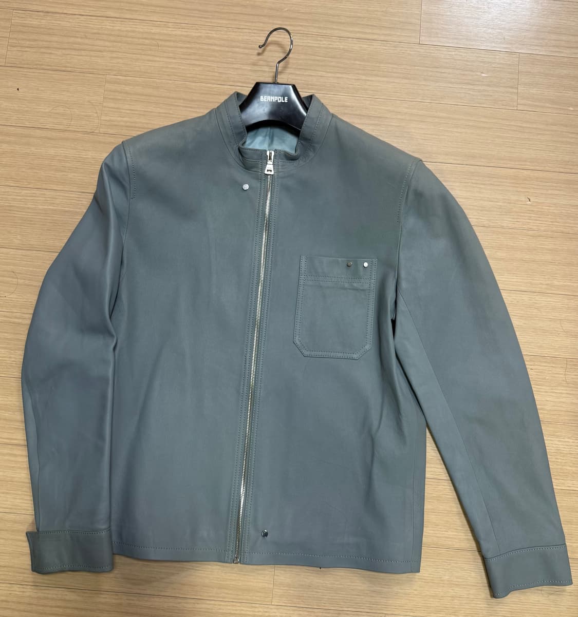 반하트 남성 가죽 자켓입니다 상품이미지1