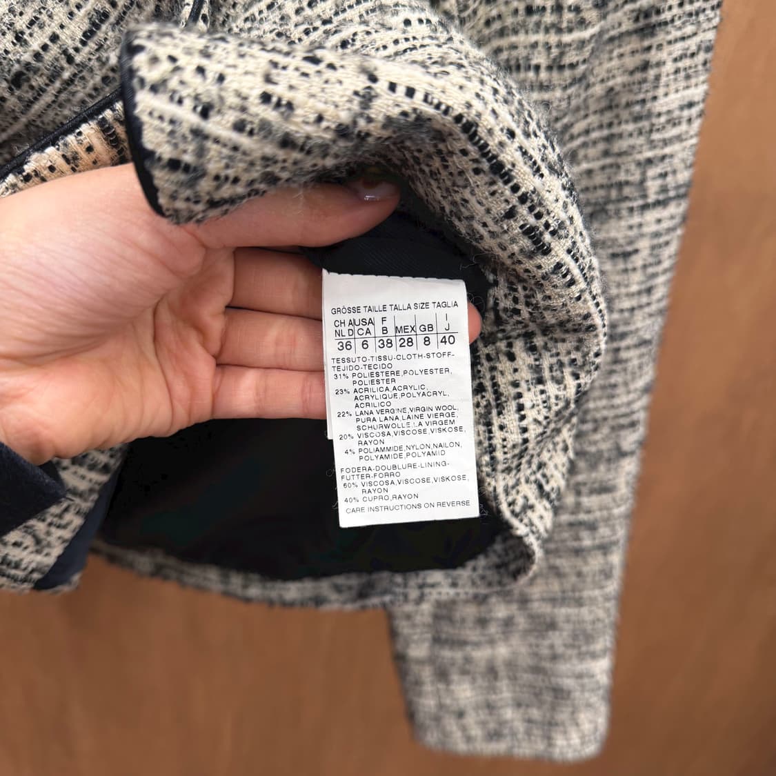 막스마라 트위드 자켓 테일러드 카라 플랩 포켓 디테일 레귤러핏 그레이 상품이미지7