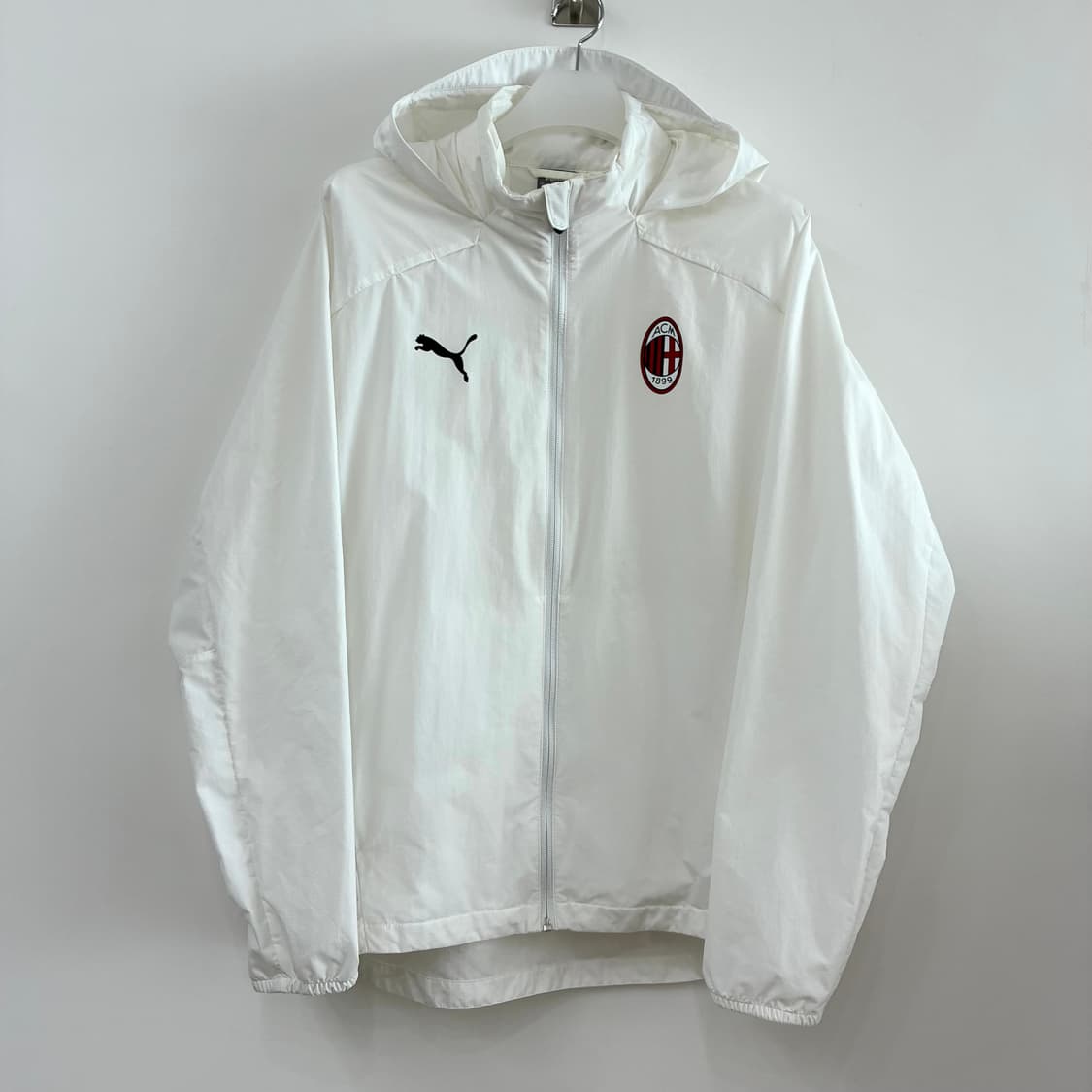 퓨마 AC밀란 화이트 레인 바람막이 자켓 상품이미지2
