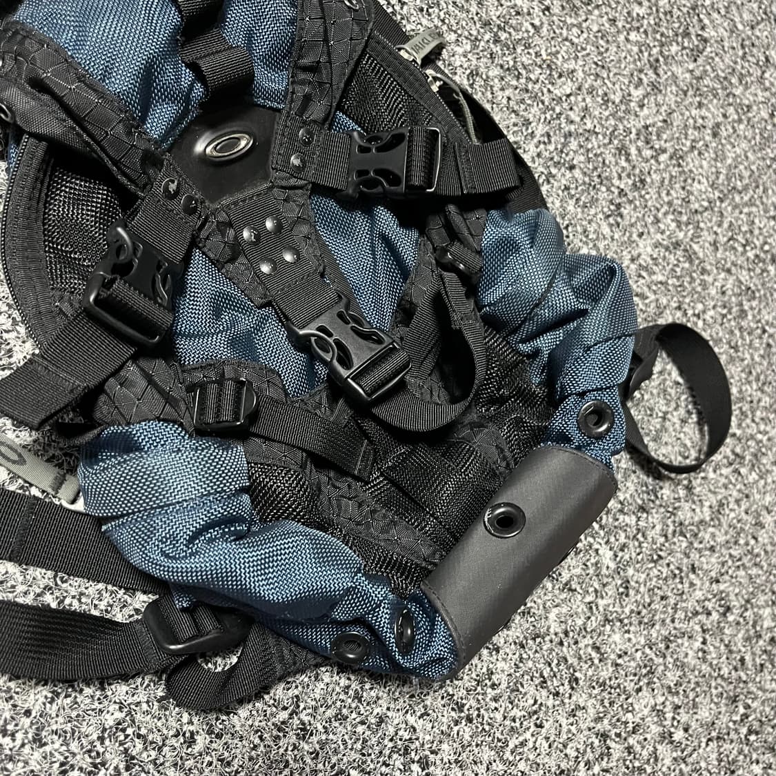 오클리 미니백팩  상품이미지3