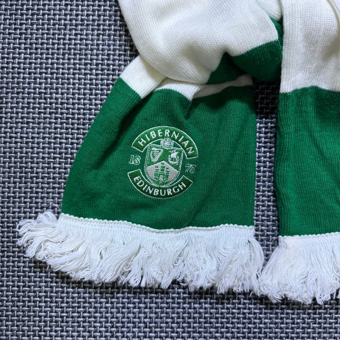HIBERNIAN football muffler 상품이미지2