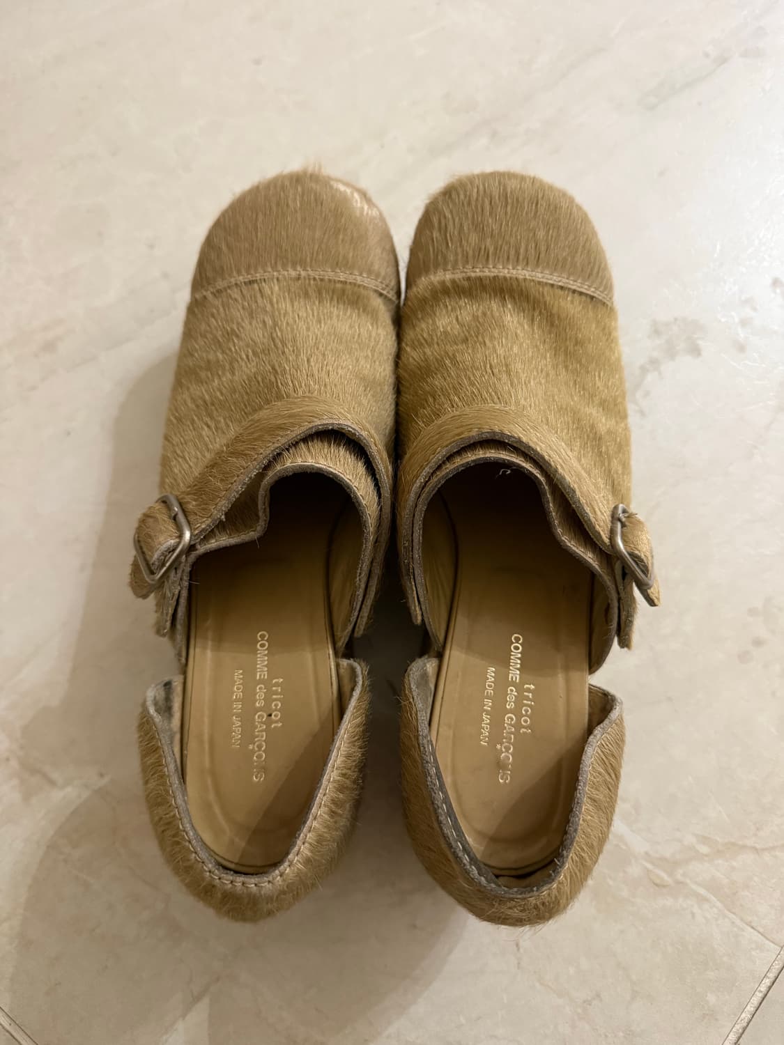 꼼데가르송 송치 클로그 상품이미지1