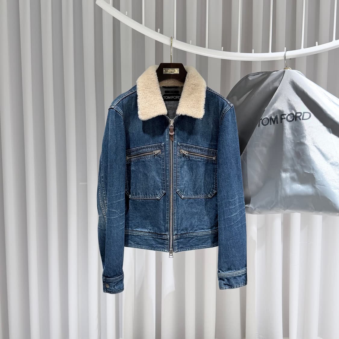 (A+/50) / 톰포드 데님 시어링 블루 데님 블루종 봄버 청자켓 상품이미지1