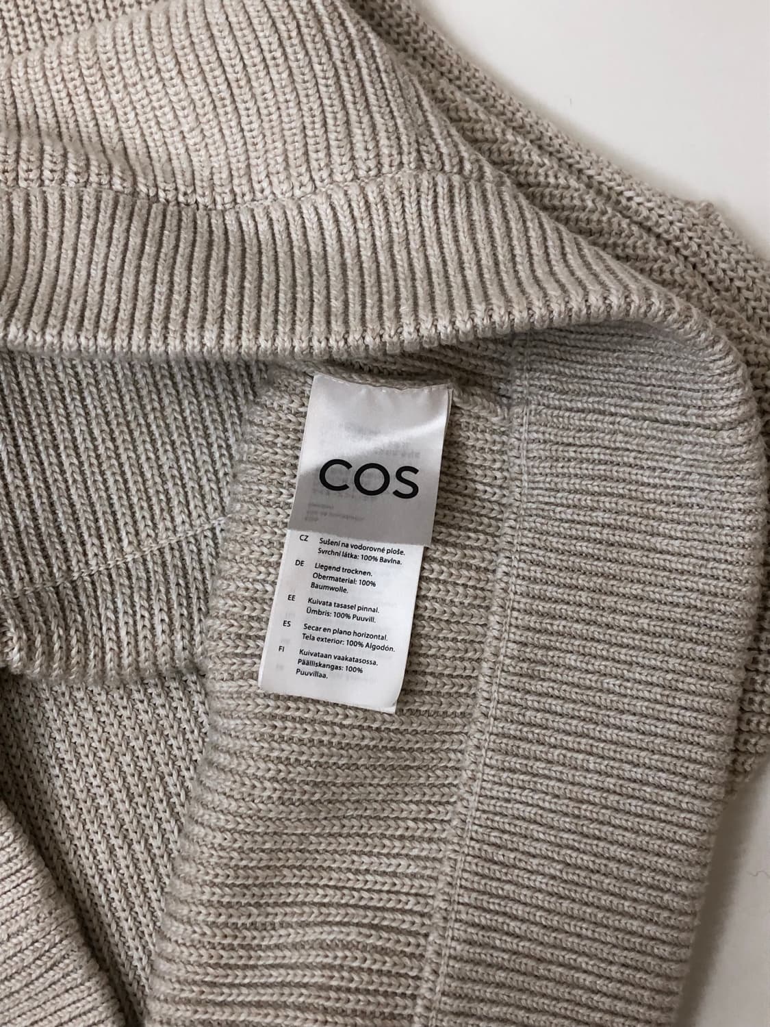 Cos 코스 레귤러 핏 니트집업 베스트   상품이미지8