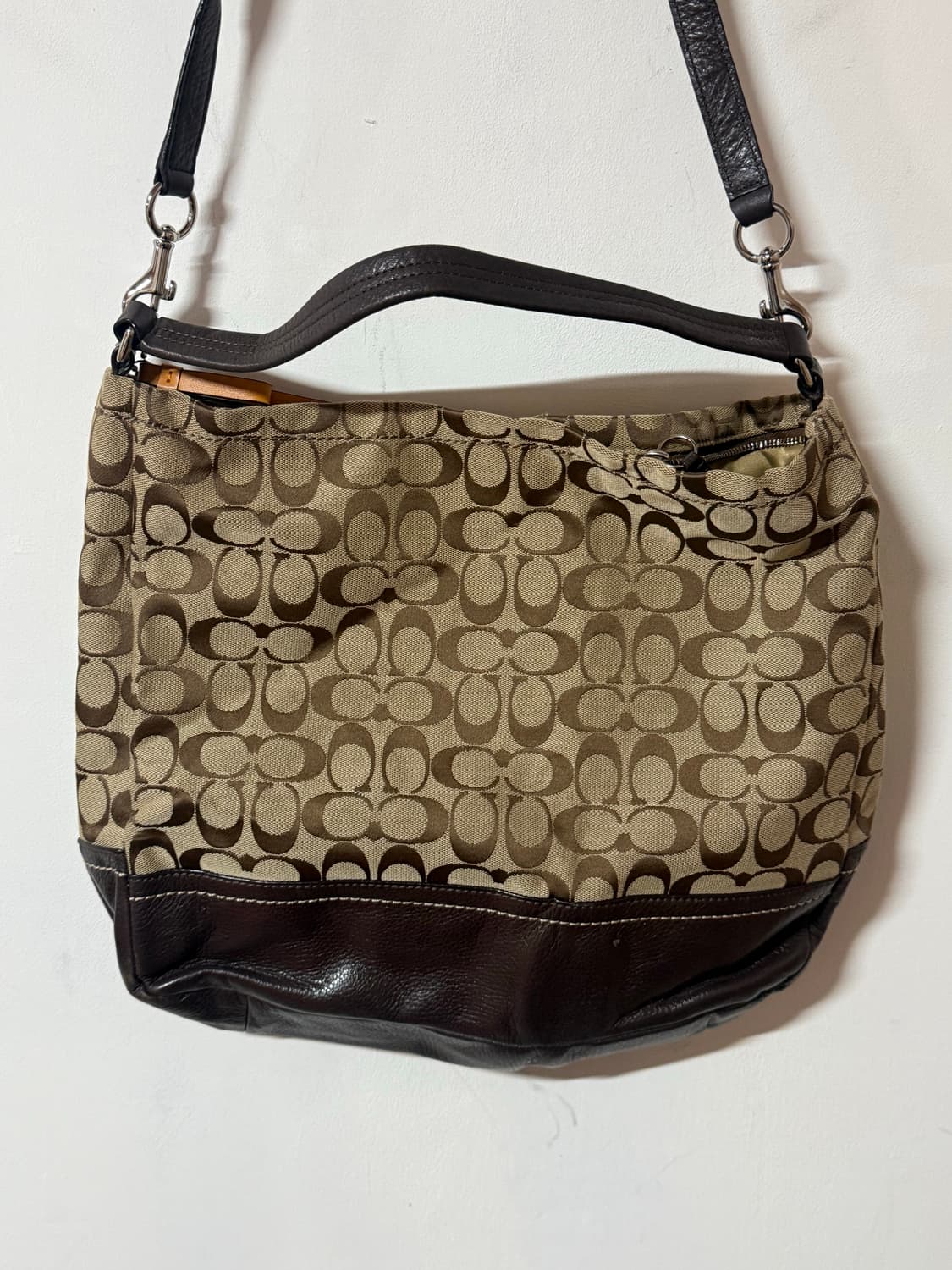 정품 코치 시그니처 캔버스 숄더백 브라운 상품이미지7