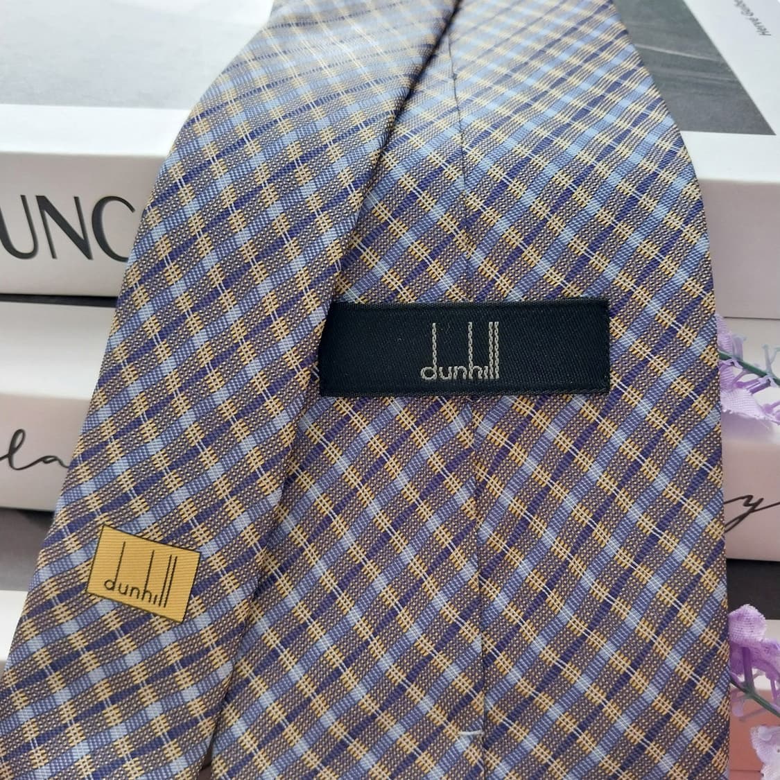 던힐 실크 블루&골드 체크 넥타이 9.8cm A+등급 K1254
 상품이미지6