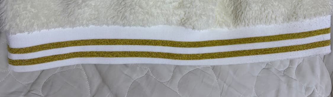 베이비메탈클럽 베메클 마시멜로 키티 퍼 자켓 아이보리 색상 판매합니다 상품이미지3