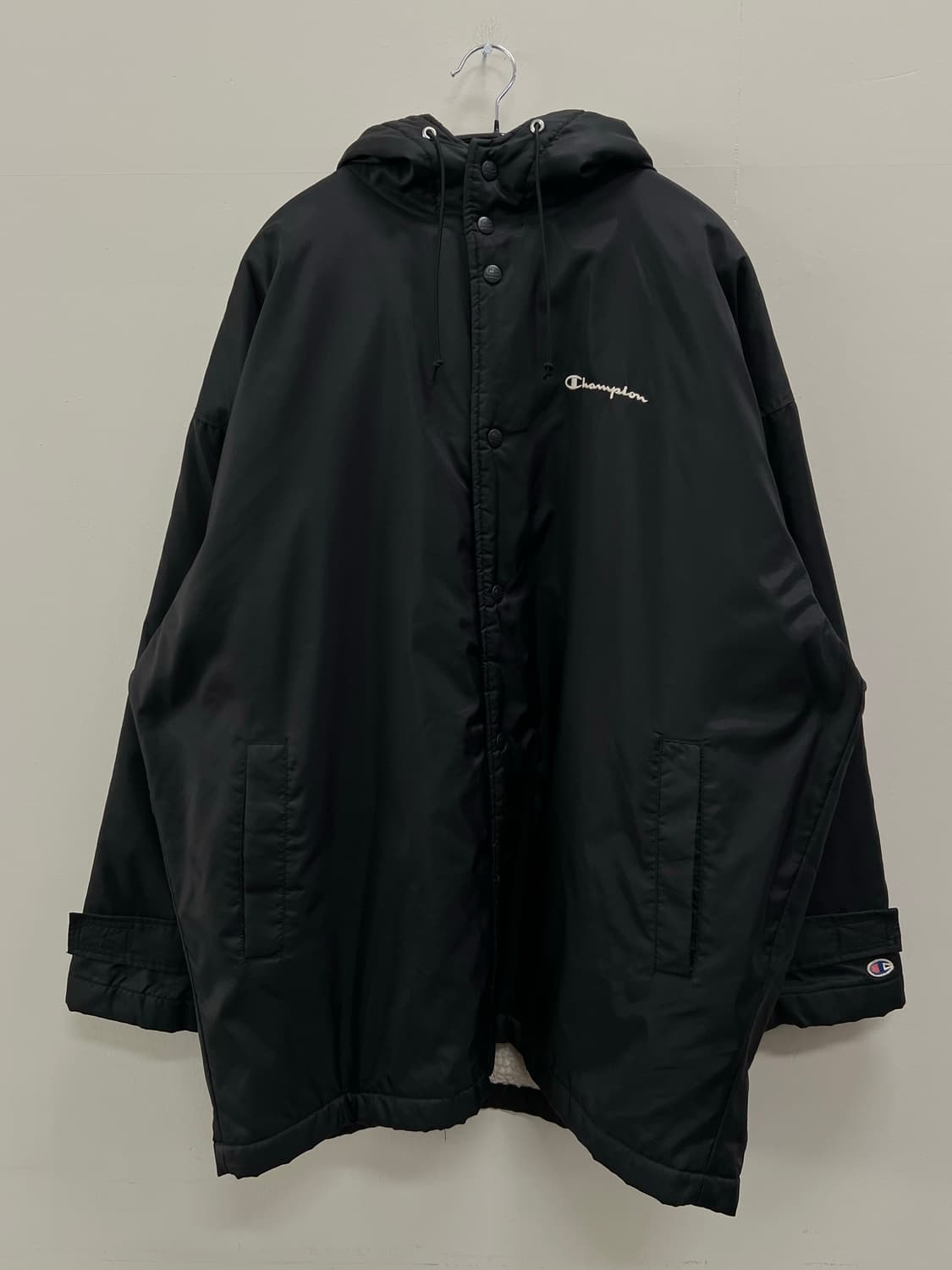 챔피온 올드스쿨 백로고 양털 벤치코트 돕바 블랙 상품이미지2