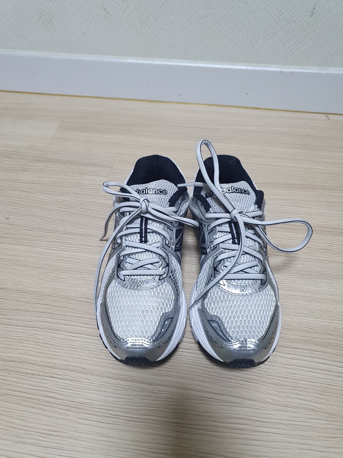 뉴발란스 860v2 운동화 240 상품이미지3