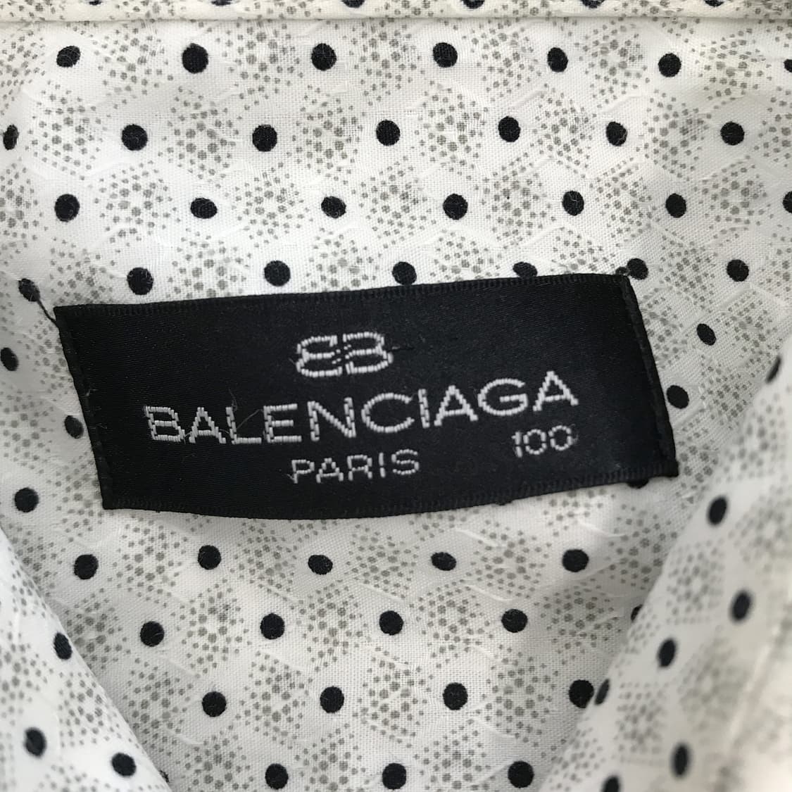 발렌시아가 클래식 도트 셔츠 [100] 상품이미지5