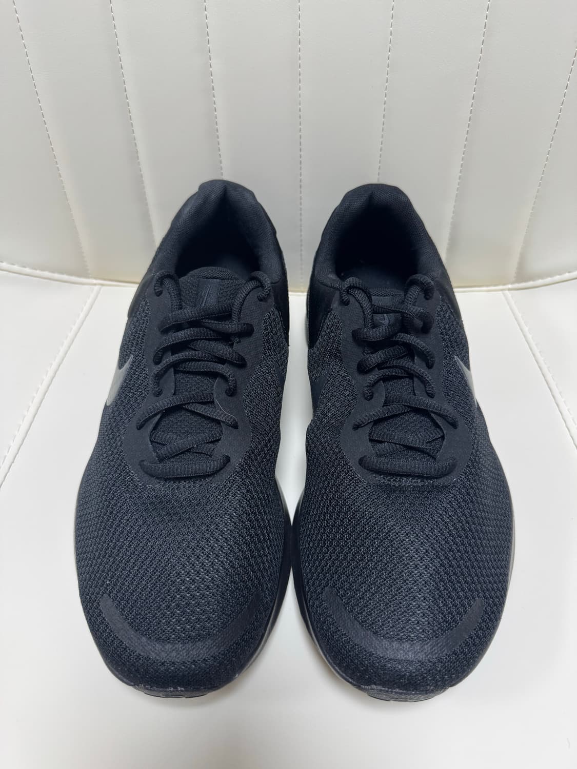 Nike 레볼루션7 wide 255 상품이미지1