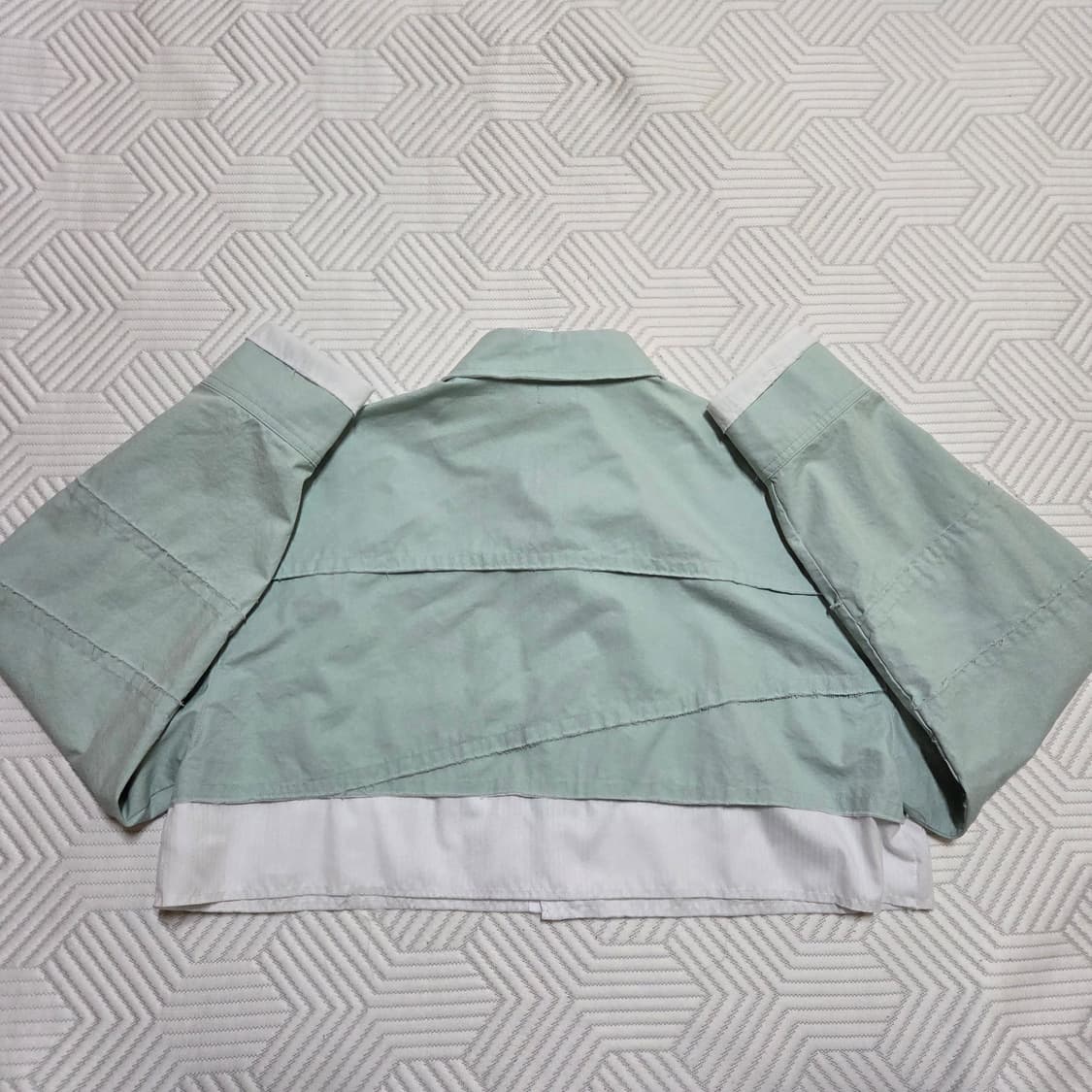 더일마 크롭 셔츠 상품이미지3