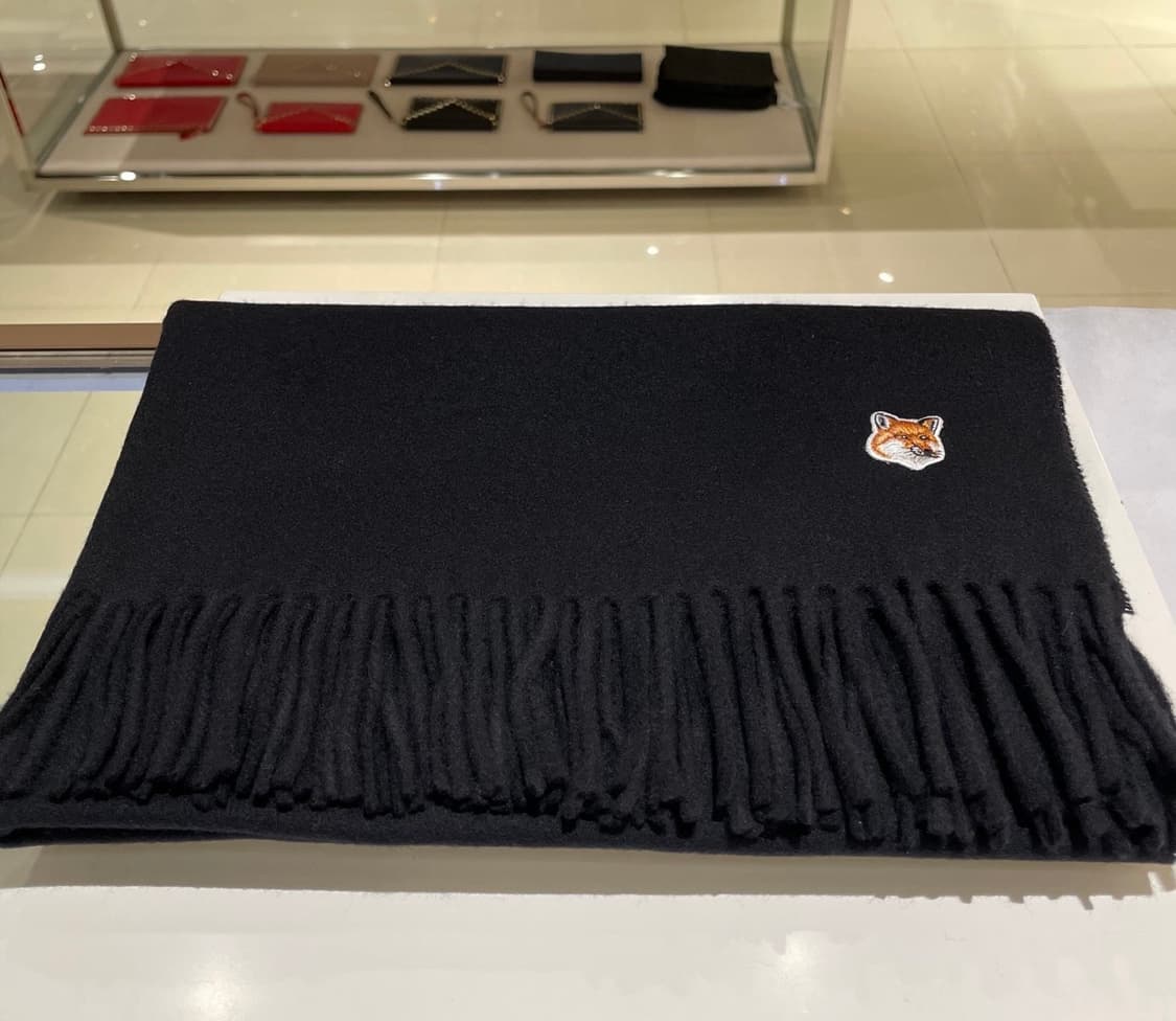 메종키츠네 폭스 헤드 버진 울 머플러 상품이미지1