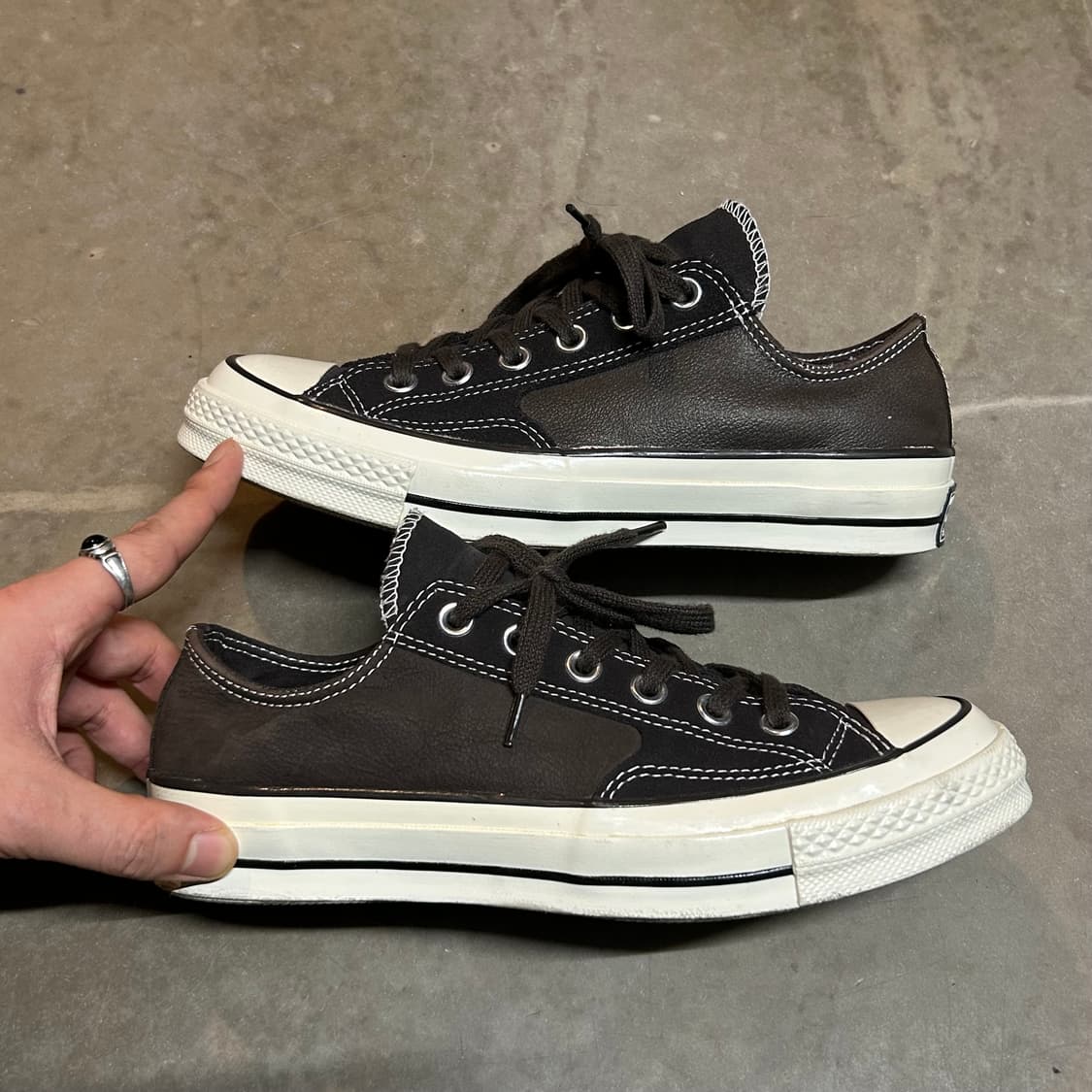 250) 컨버스 척70 레거시 레더 옥스 스니커즈 다크 브라운 상품이미지3