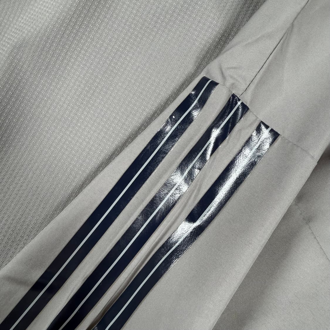 06 아디다스 일본 축구 바람막이 웜업 피스테 선수용 상품이미지7