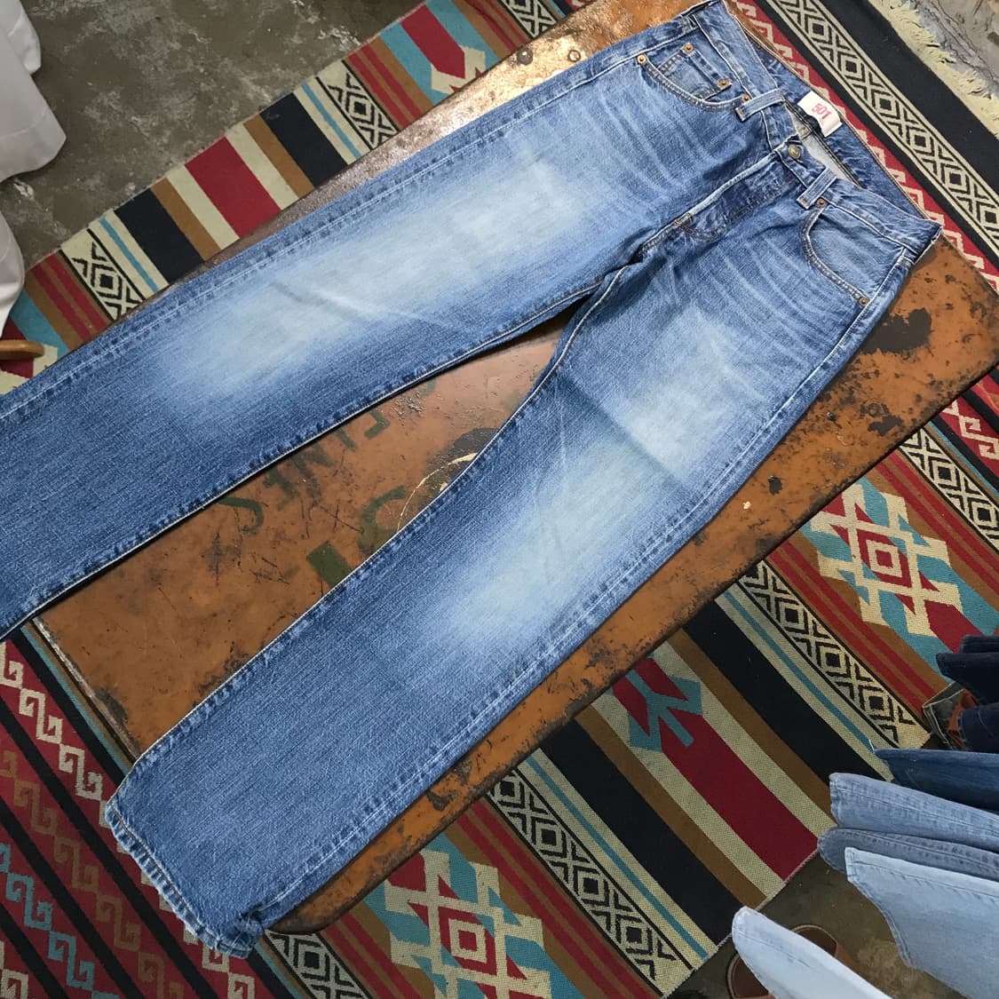 리바이스 501 중청 워시드 데님 팬츠 허리 28 29 사이즈  상품이미지4