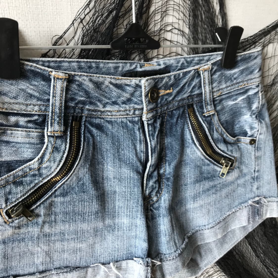Zipper detailed denim shorts   상품이미지3