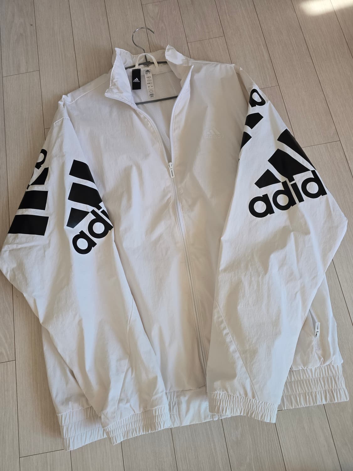 아디다스.바람막이 윈드브레이커 상품이미지2