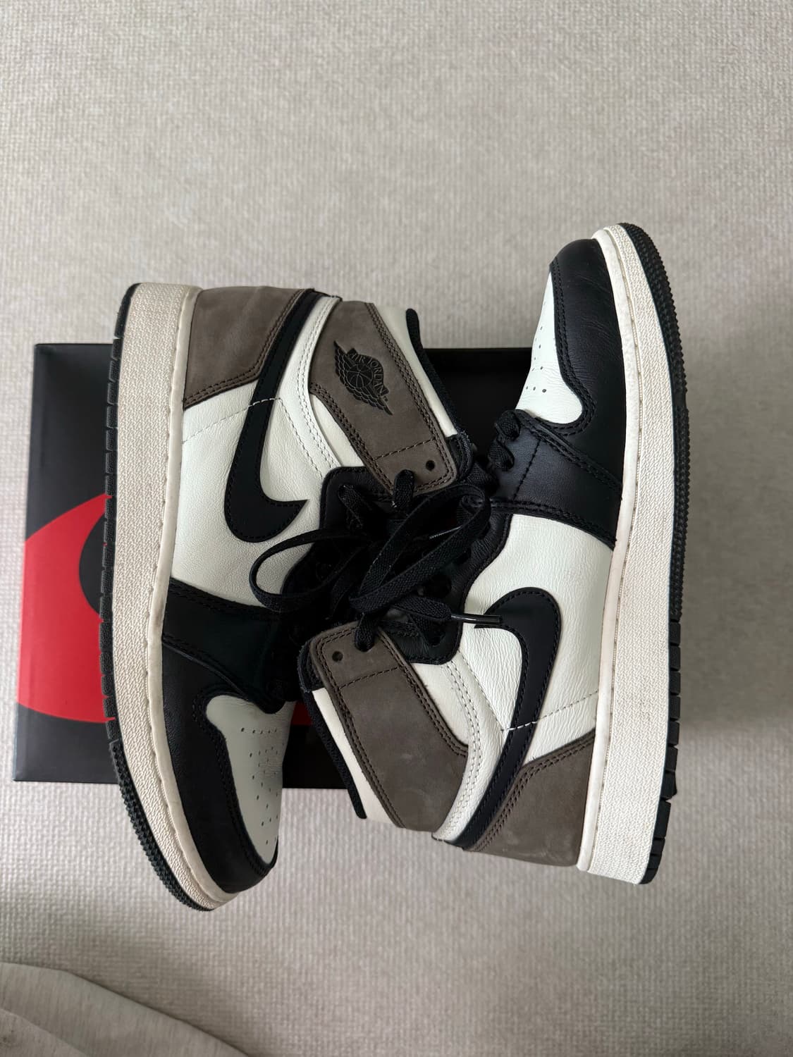 나이키 조던1 다크모카 240 상품이미지4