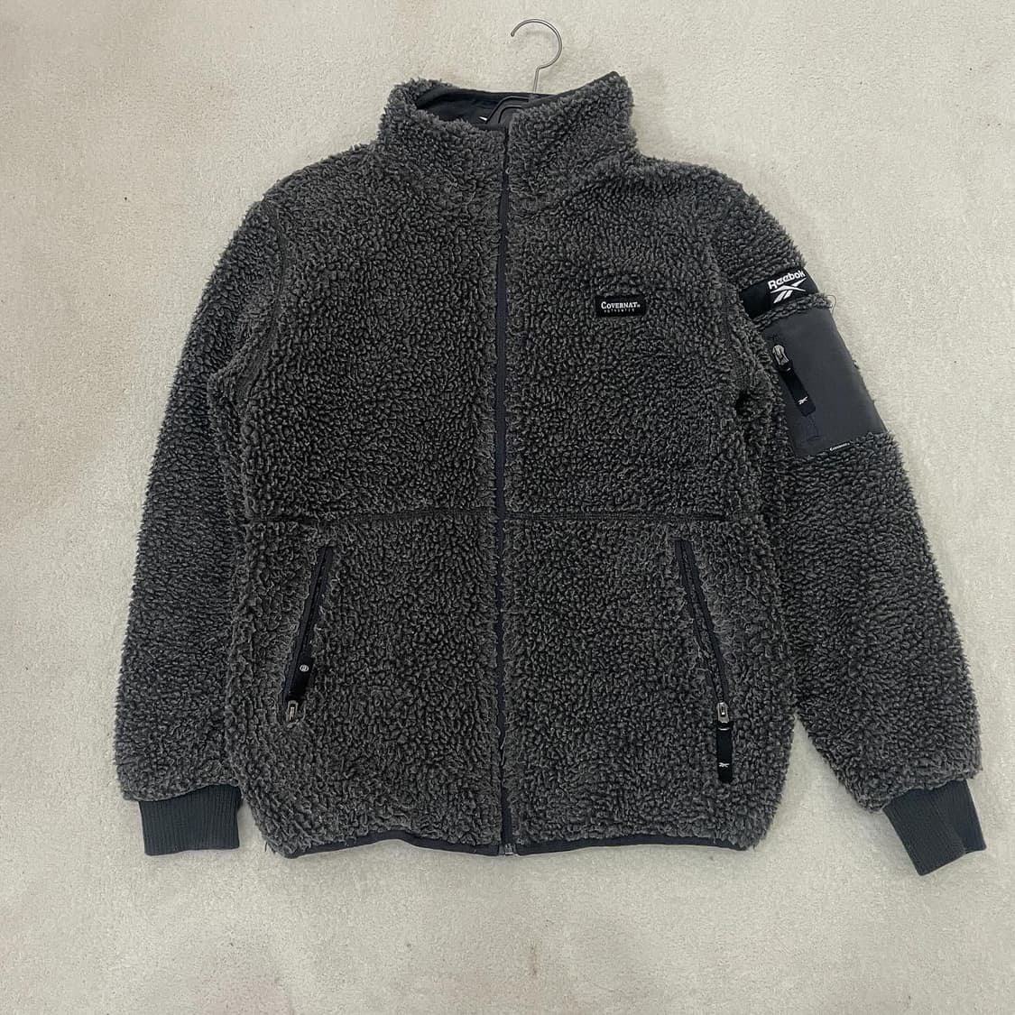 커버낫X리복 그레이 후리스 양면자켓 상품이미지2