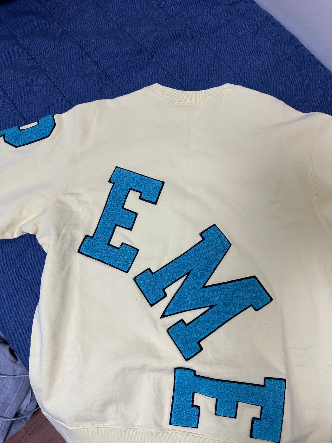 20fw 슈프림 아크 빅 크루넥 L 상품이미지2