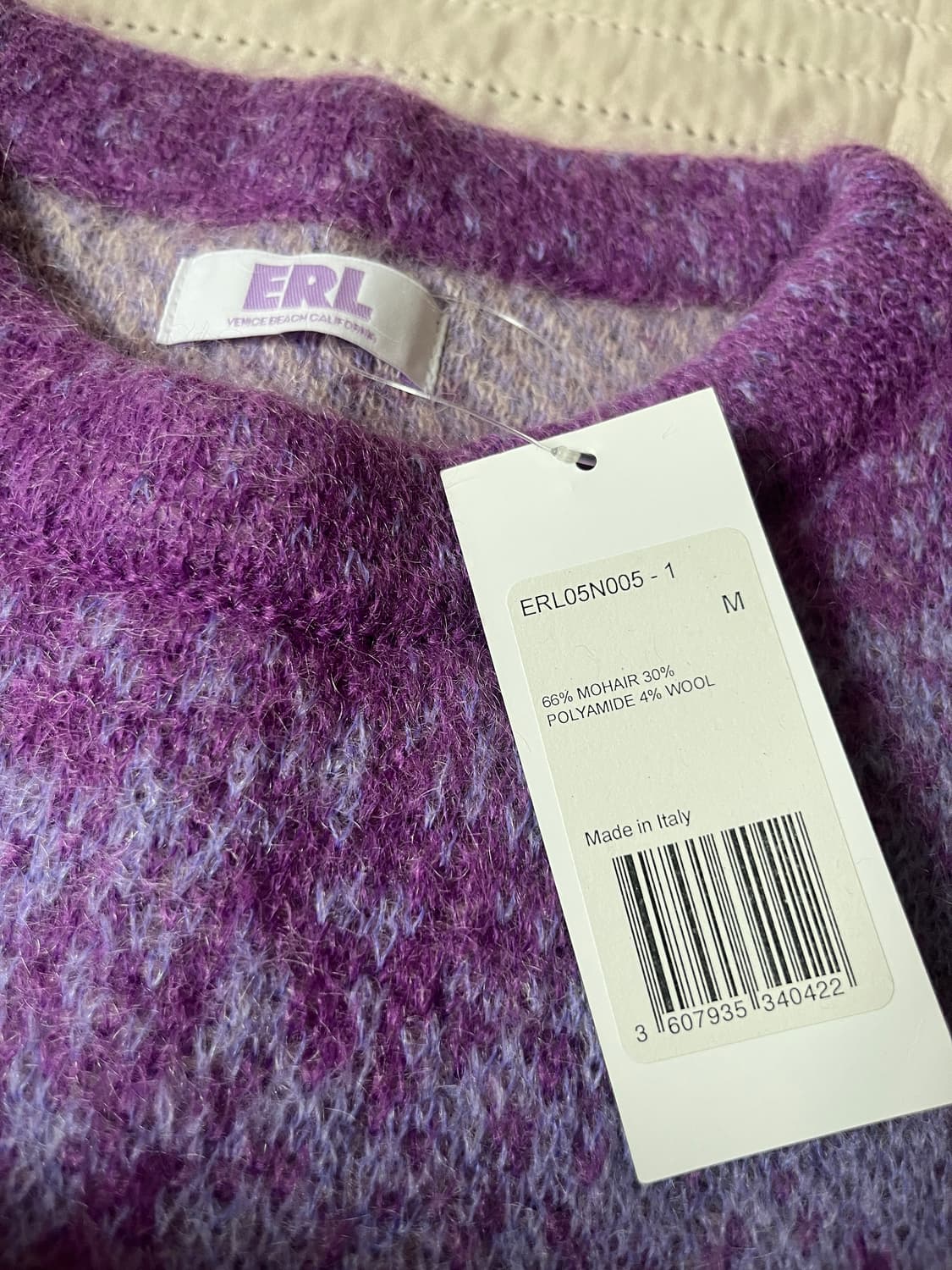 [M] ERL 그라디언트 모헤어 니트 스웨터 상품이미지3
