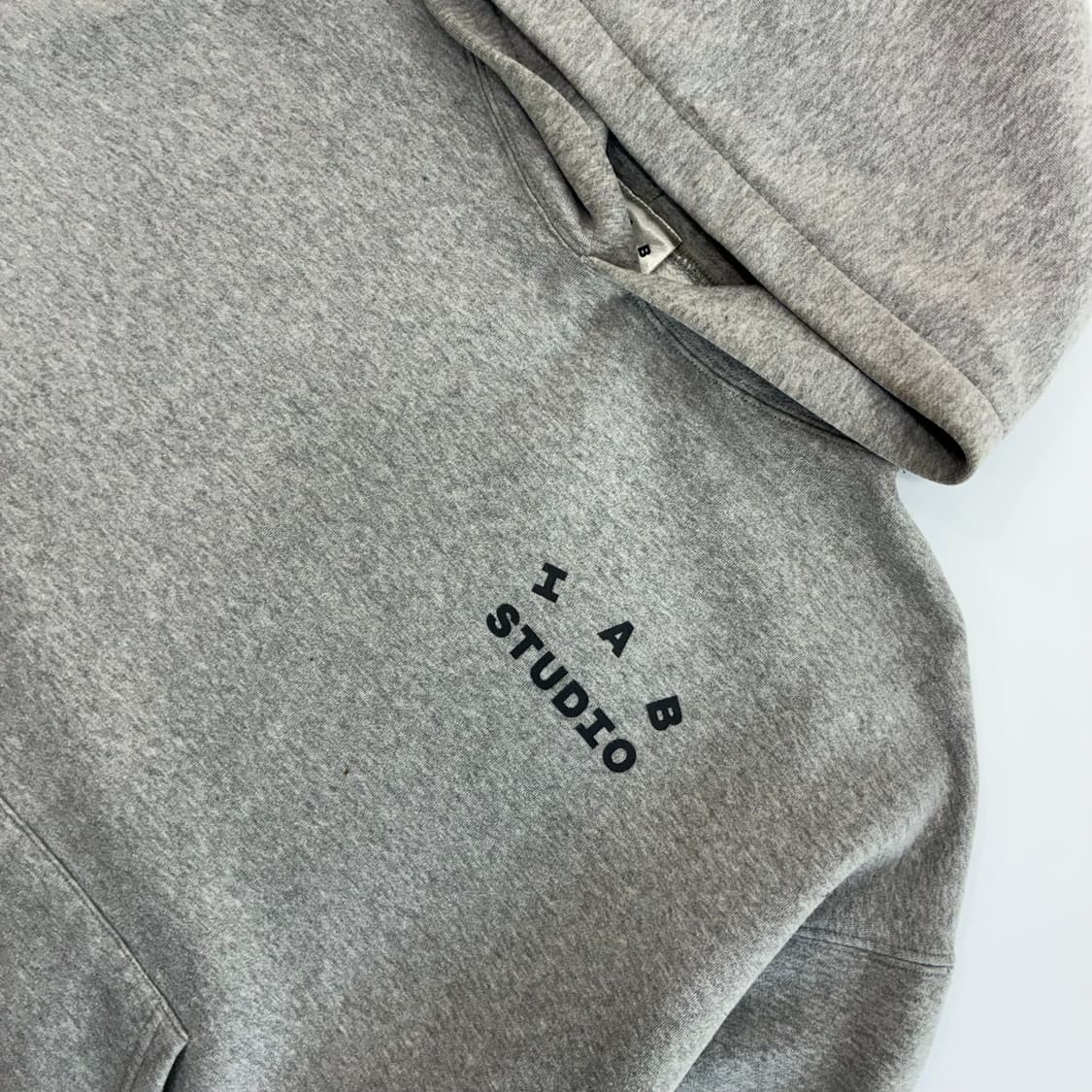 IAB studio  아이앱 스튜디오 x 현대 모비스 빅로고 후드티 상품이미지4