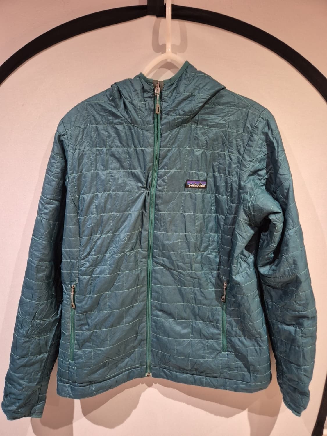 파타고니아의 나노 퍼프 후디 경량패딩 상품이미지1