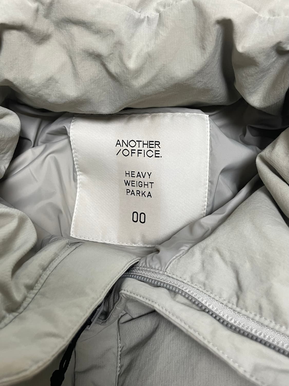 어나더오피스 스노우맨 패딩 카키그레이 00 상품이미지4