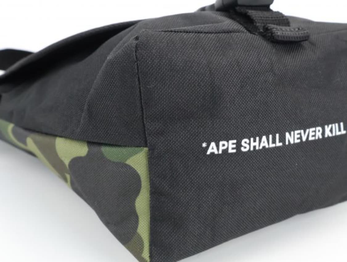 베이프 크로스백 상품이미지6