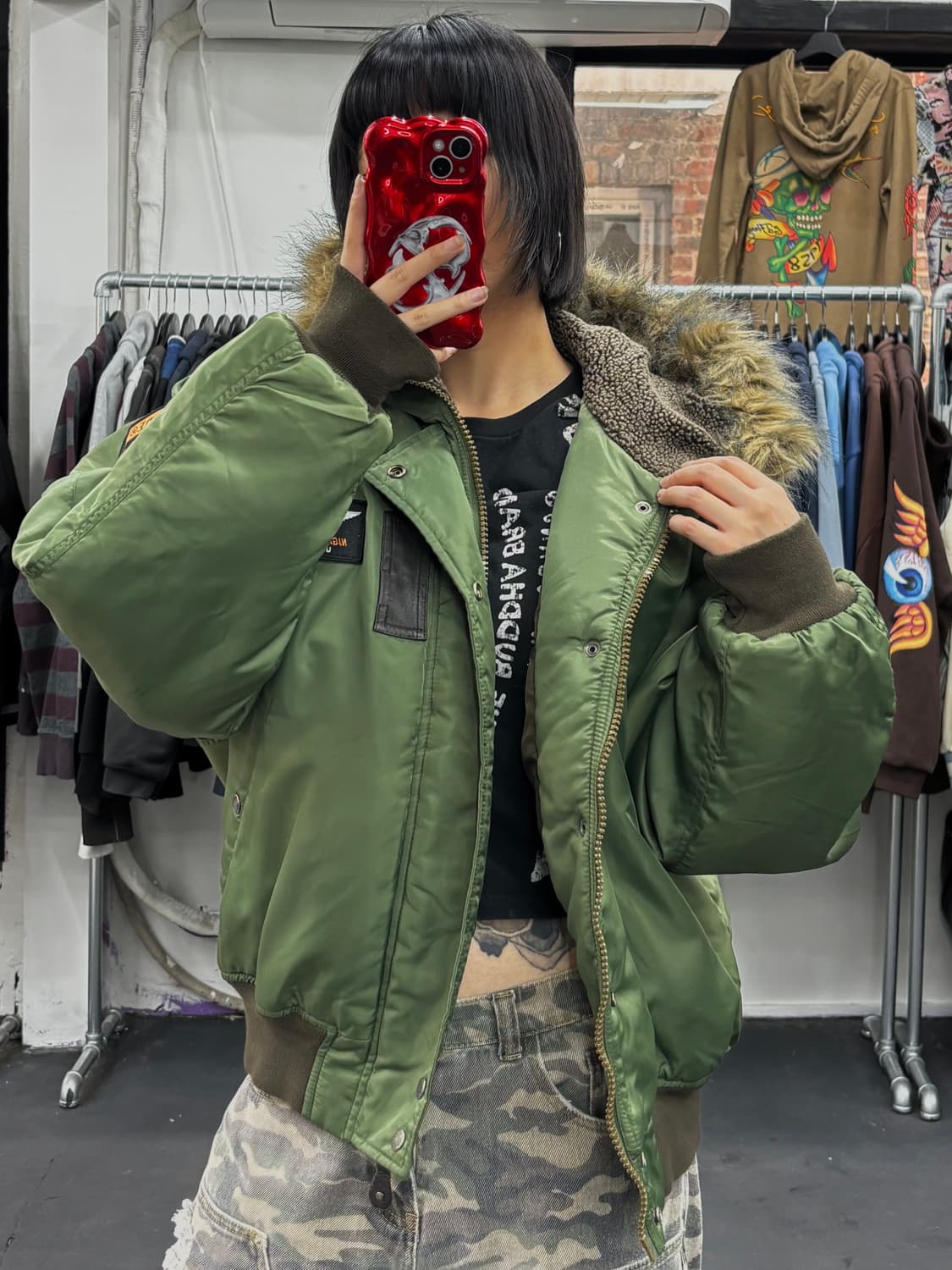 Up-Grade 퍼 후드 봄버 자켓 상품이미지2