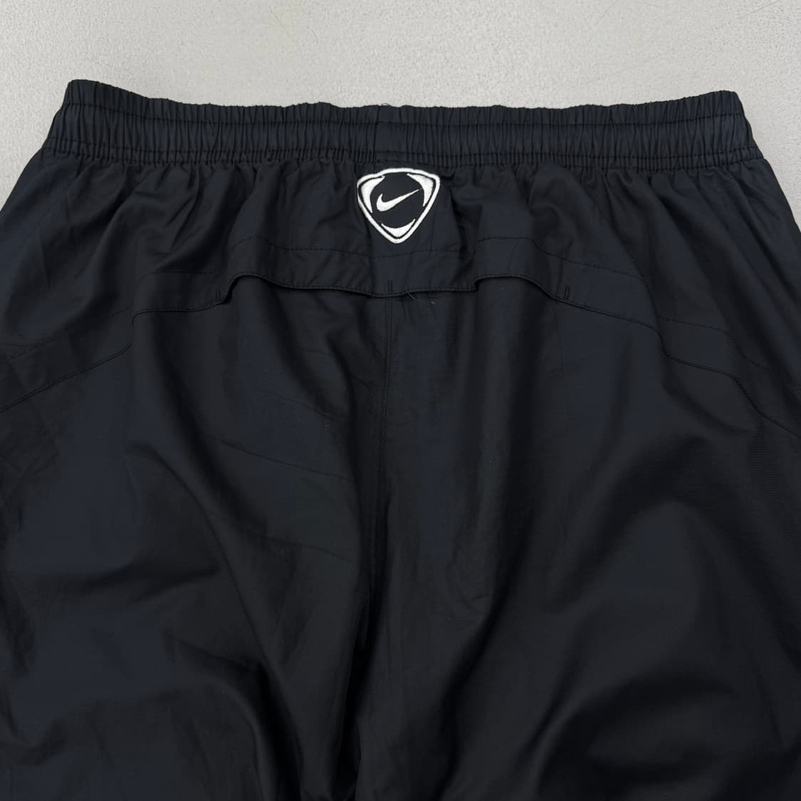 나이키 00s 스우시 올드스쿨 바람막이 트랙팬츠 상품이미지5