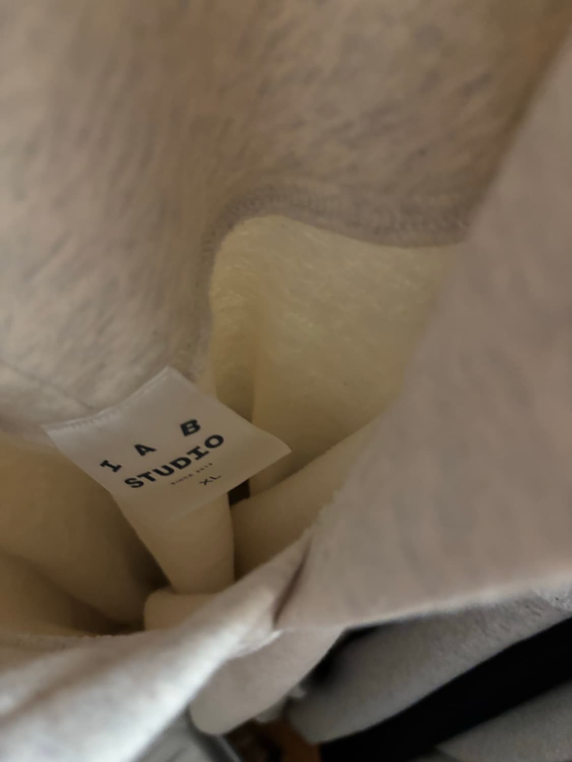 IAB Studio 후드 팝니다 상품이미지5