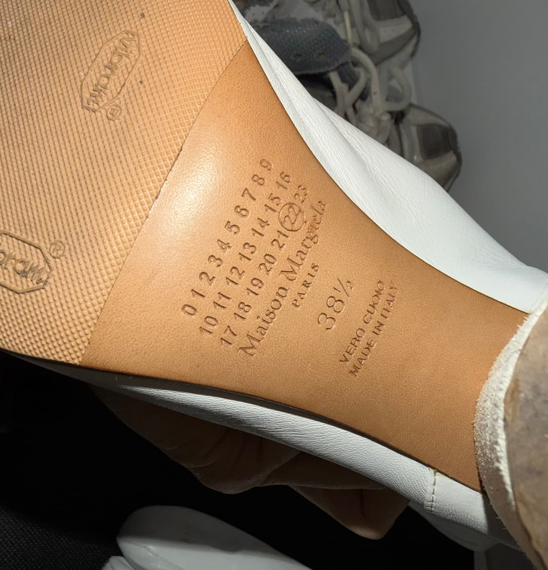 마르지엘라 타비(화이트) 38.5 상품이미지2