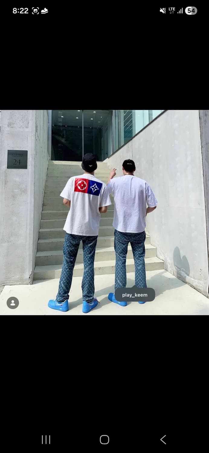 루이비통 버질 아블로 멀티컬러 백로고 티셔츠 상품이미지1