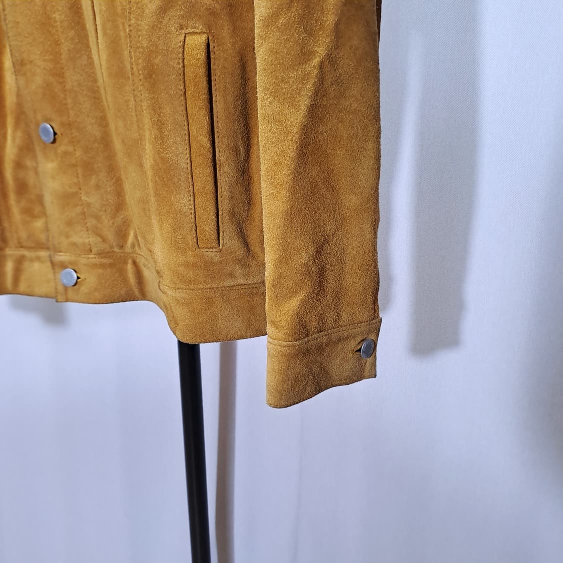 (택포) 비바스튜디오 리얼레더 스웨이드 트러커 L B560 상품이미지3