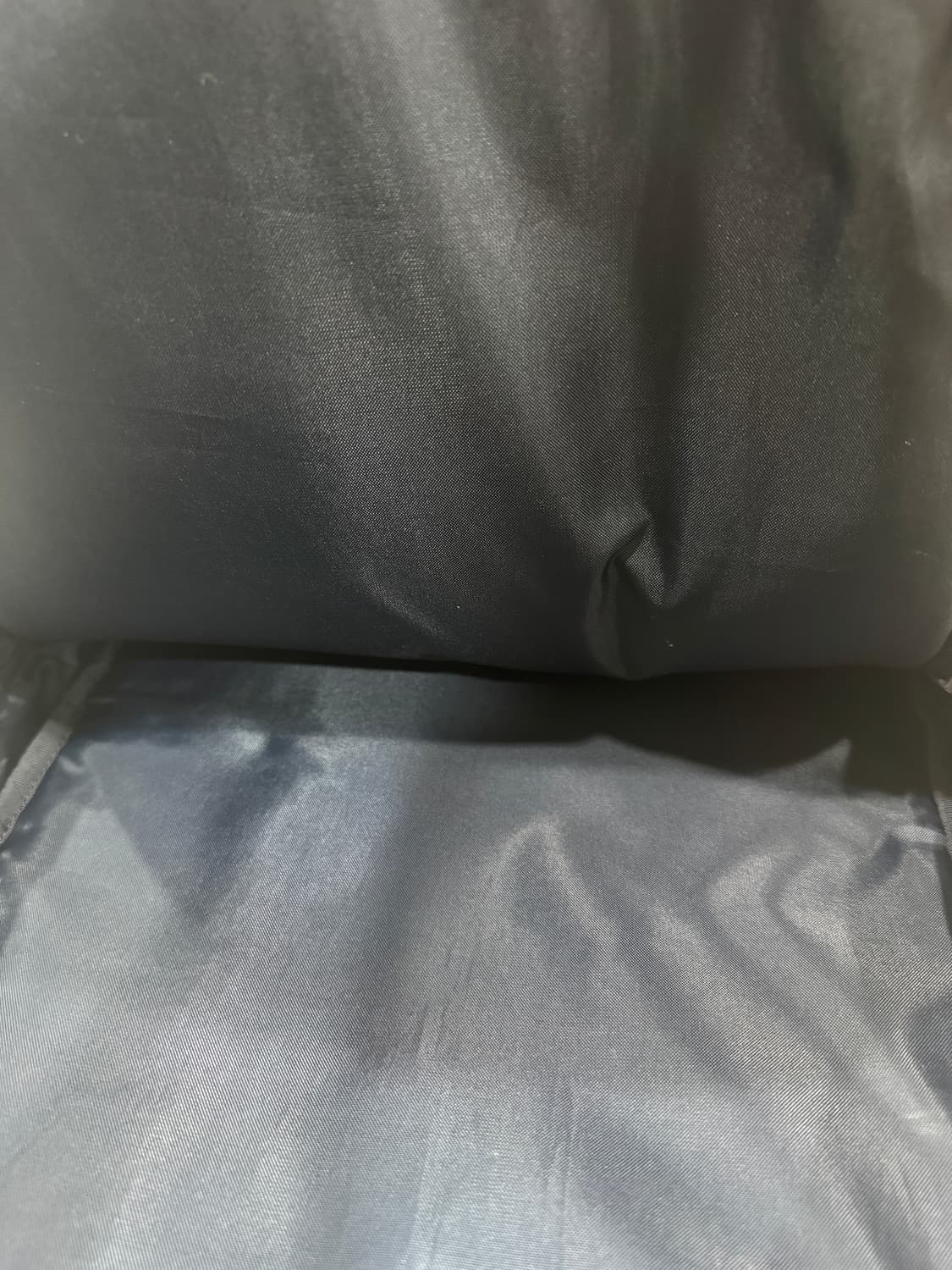 뉴에라 캐리어 백팩 네이비 상품이미지4