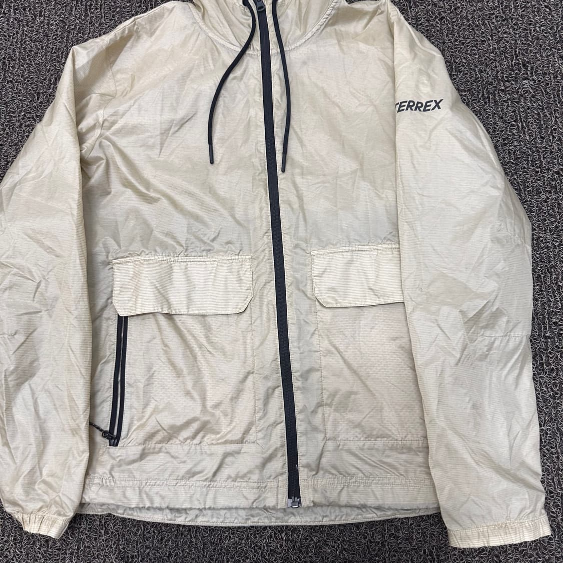 아디다스 테렉스 경량 바람막이 자켓 아이보리 95(M) 상품이미지4
