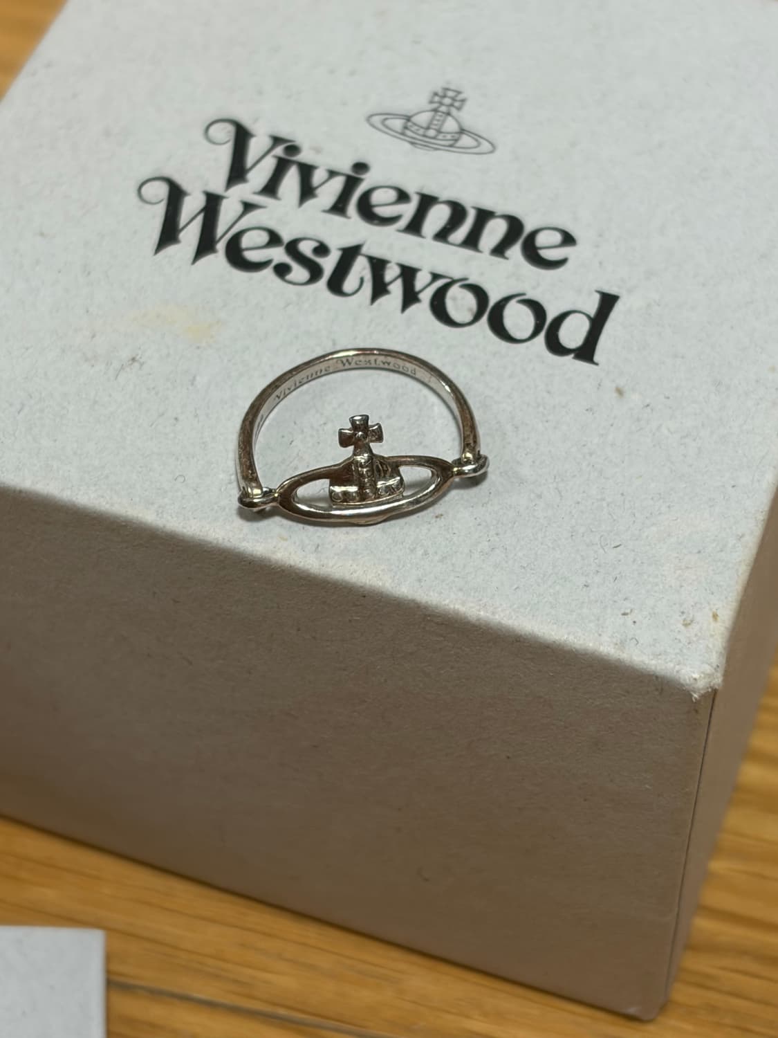 비비안웨스트우드 방돔 반지 상품이미지4